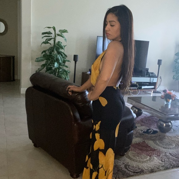 Jumpsuits - Picture 5 of 6